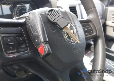 2012 Ram 1500 Slt из США, поврежденный, VIN 1C6RD6GP0CS193316